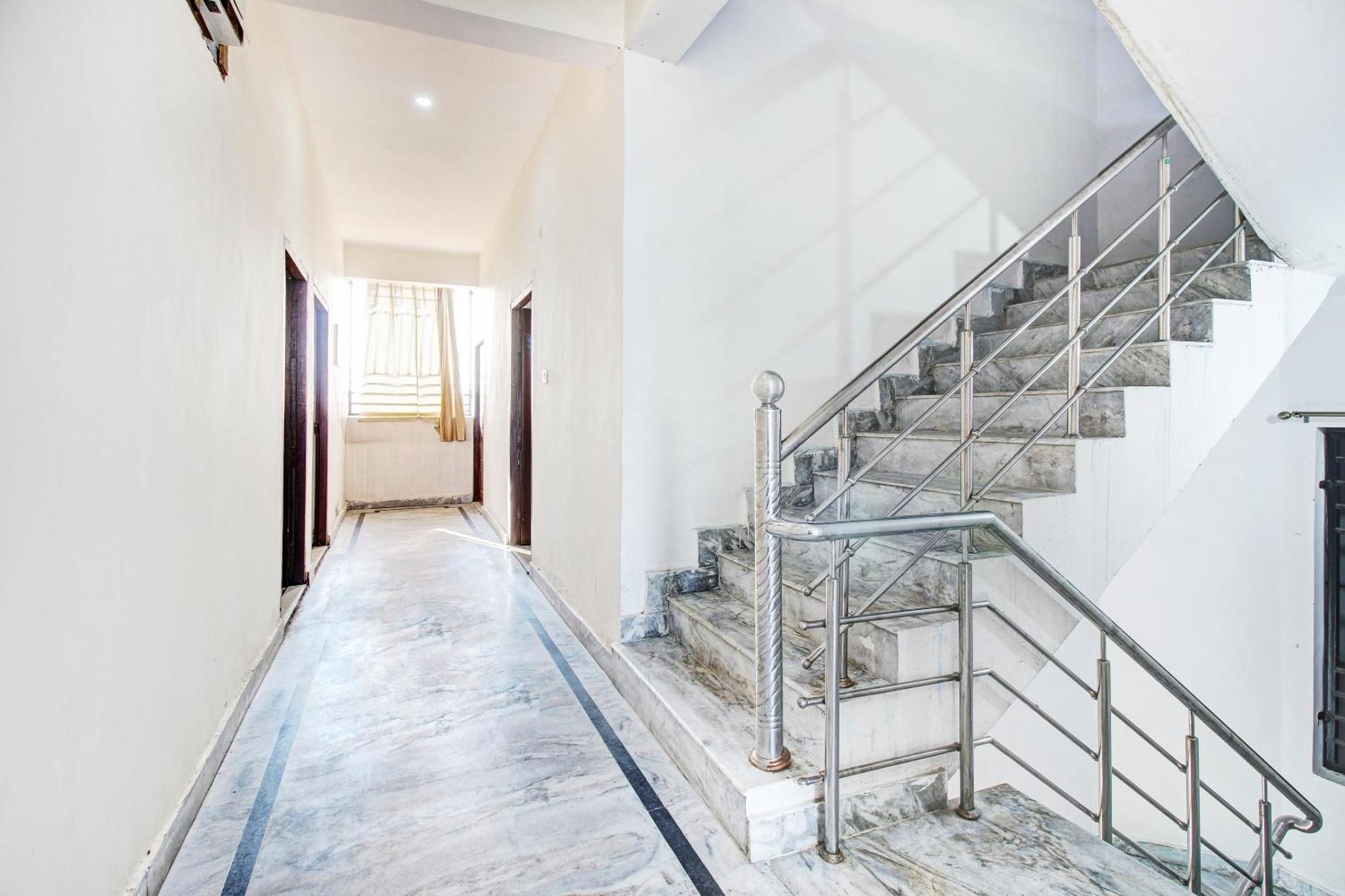 Hotel O Jr Hotel لاكناو المظهر الخارجي الصورة